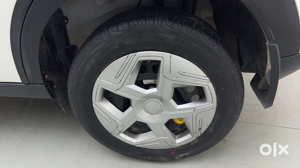 Tata Nexon Pure 1.2 Revotron Petrol 6 Mt, 2024, Petrol