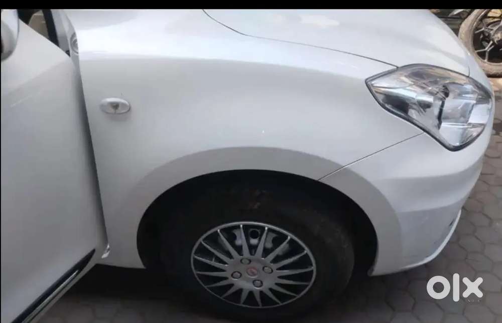Maruti Suzuki Dzire 1.2 Lxi 2023