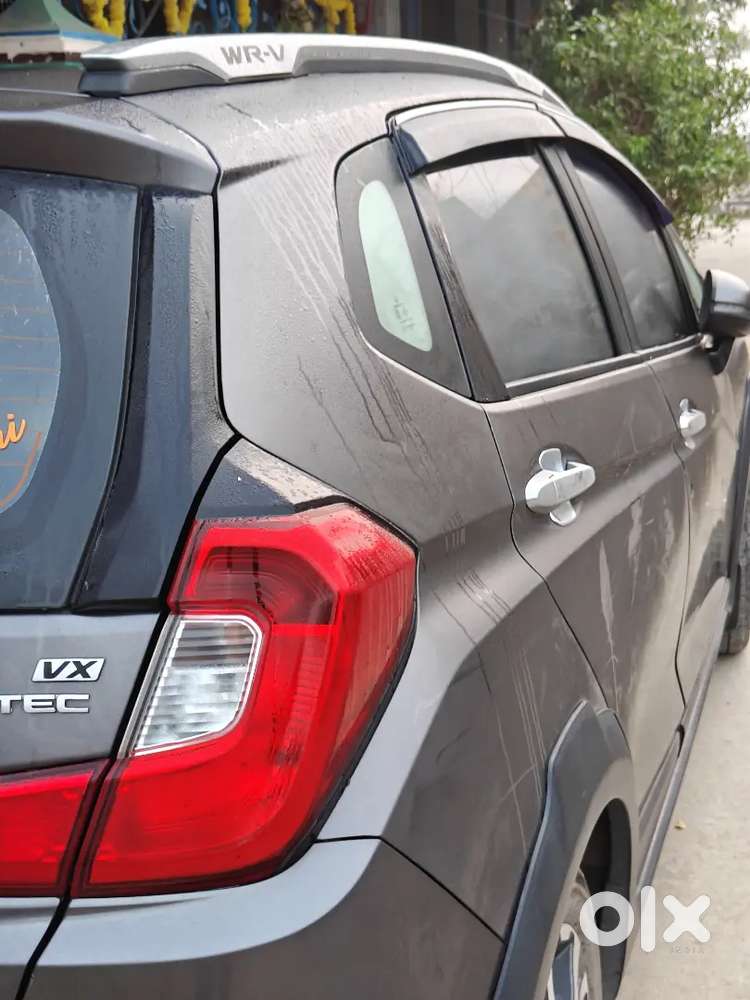Honda Wr-v 2017 Petrol Good Condition. Contact Me In Olx Chat .