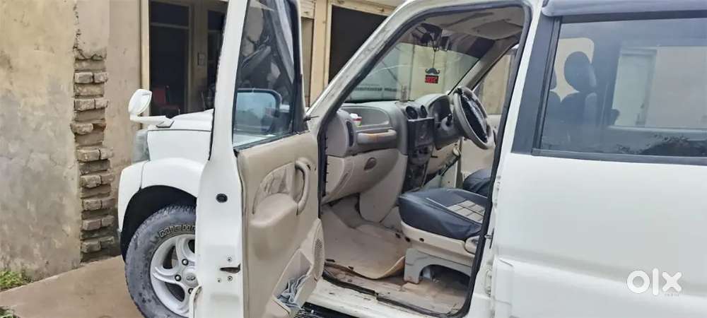 Mahindra Scorpio Classic 2011