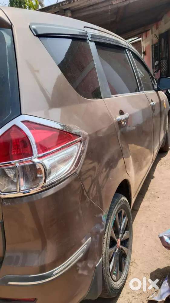 Maruti Suzuki Ertiga 2012 Diesel 100000 Km Driven