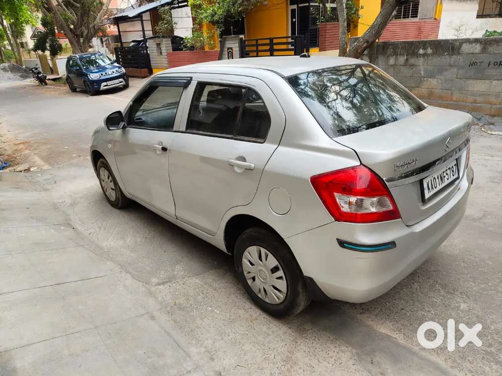 Maruti Suzuki Swift Dzire 2012 Petrol Well Maintained