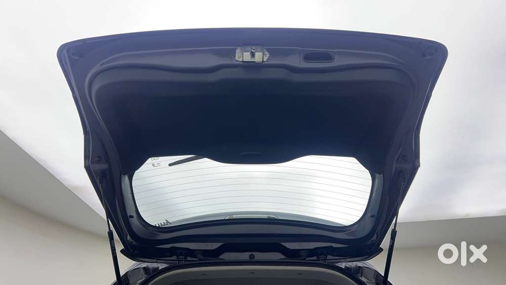 Maruti Suzuki Vitara Brezza Zxi +, 2022, Petrol