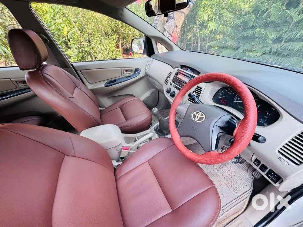 Toyota Innova 2012 Diesel Well Maintained