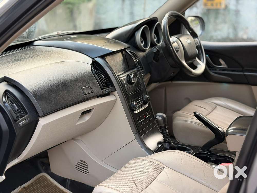 Mahindra Xuv500 W8 Diesel Manual 2016 2nd Owner Excellent Car