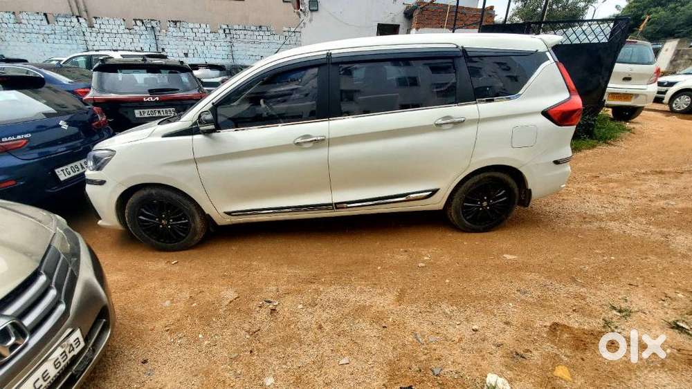 Maruti Suzuki Ertiga Zxi Shvs, 2020, Petrol