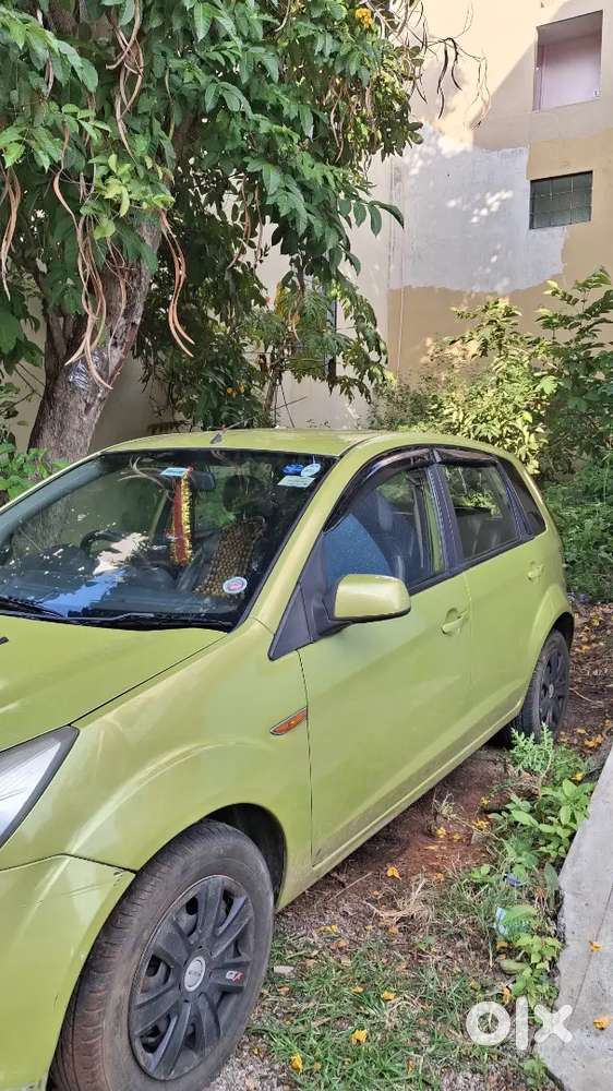 Ford Figo Diesel Titanium 2011 Variant