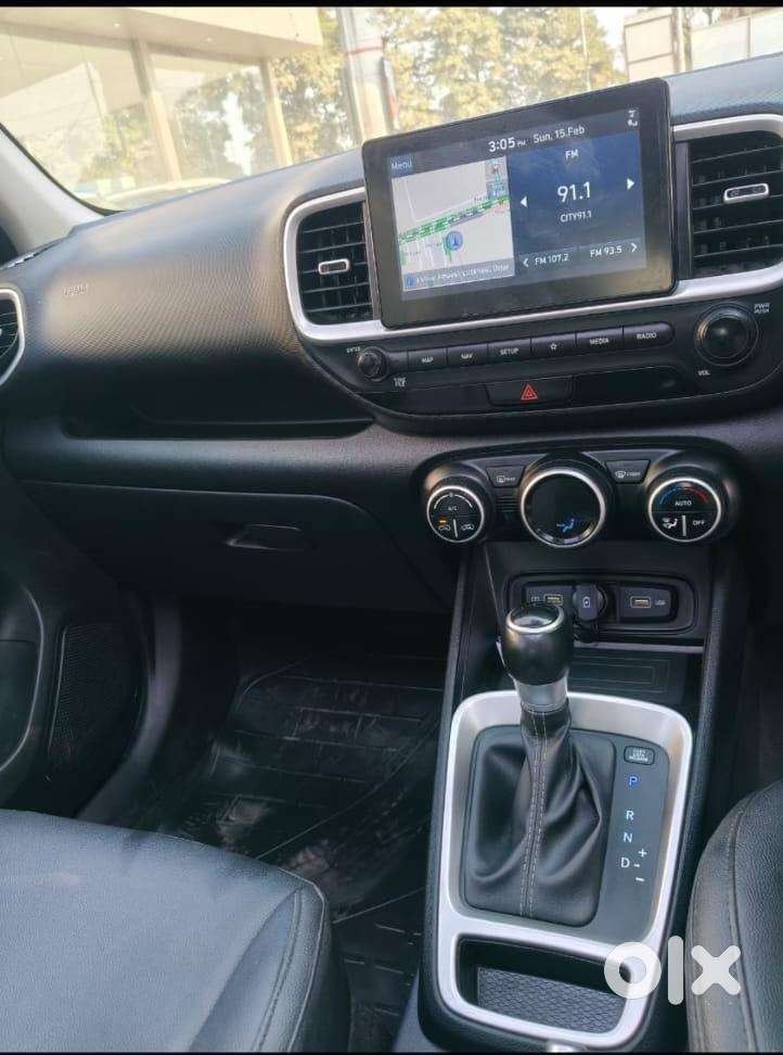 Hyundai Venue S Turbo, 2021, Petrol