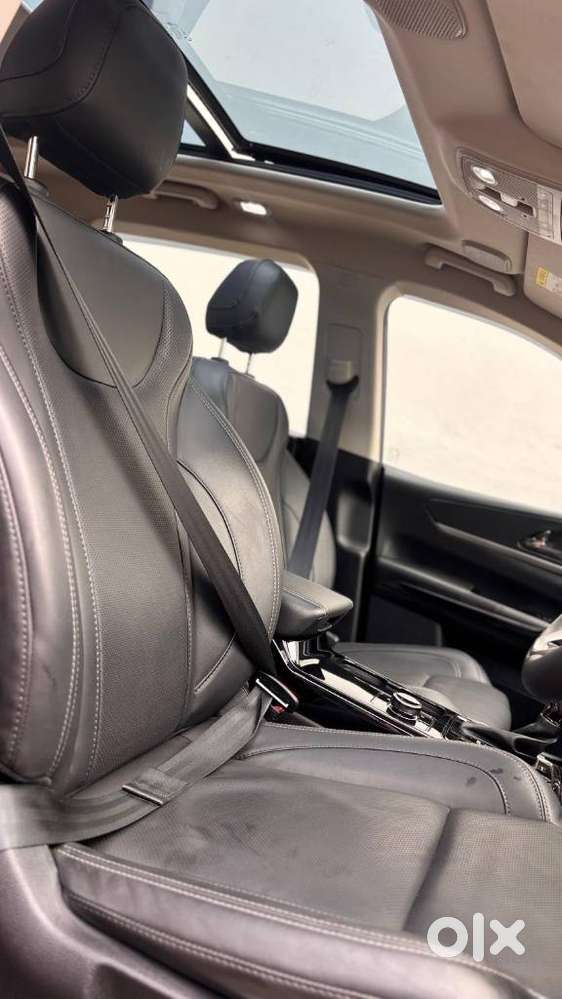 Mahindra Xuv700, 2025, Petrol