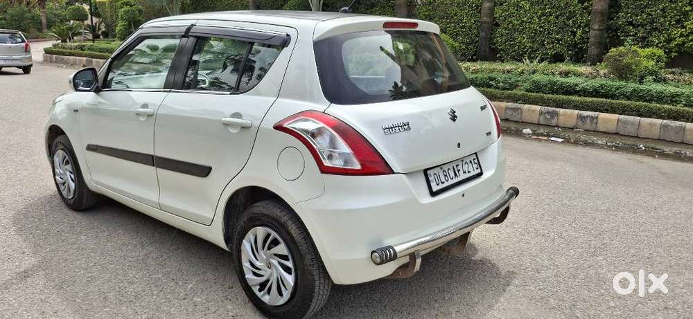 Maruti Suzuki Swift Vxi Optional, 2014, Cng & Hybrids