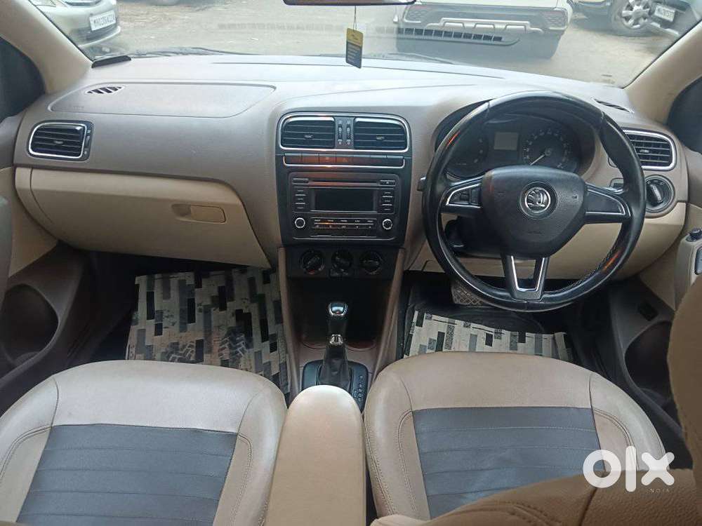 Skoda Rapid 1.6 Mpi At Style Black Package, 2014, Petrol