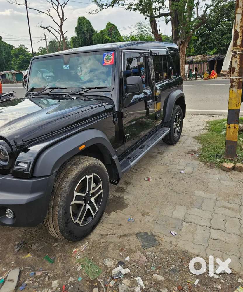 Mahindra Thar Roxx 2025