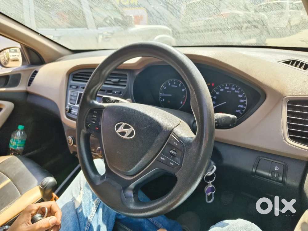 Hyundai I20 Sportz 1.2 Bs-iv, 2015, Petrol