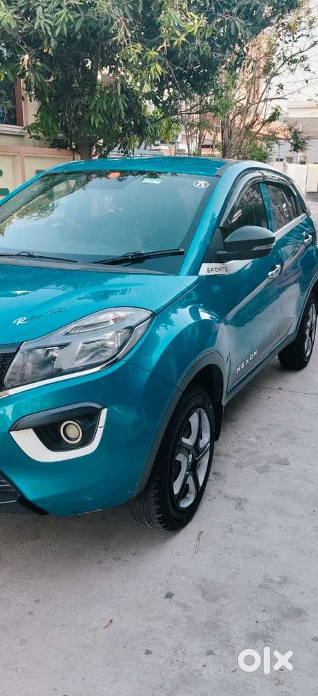 Tata Nexon 1.2 Revotron Xm (s), 2018, Petrol
