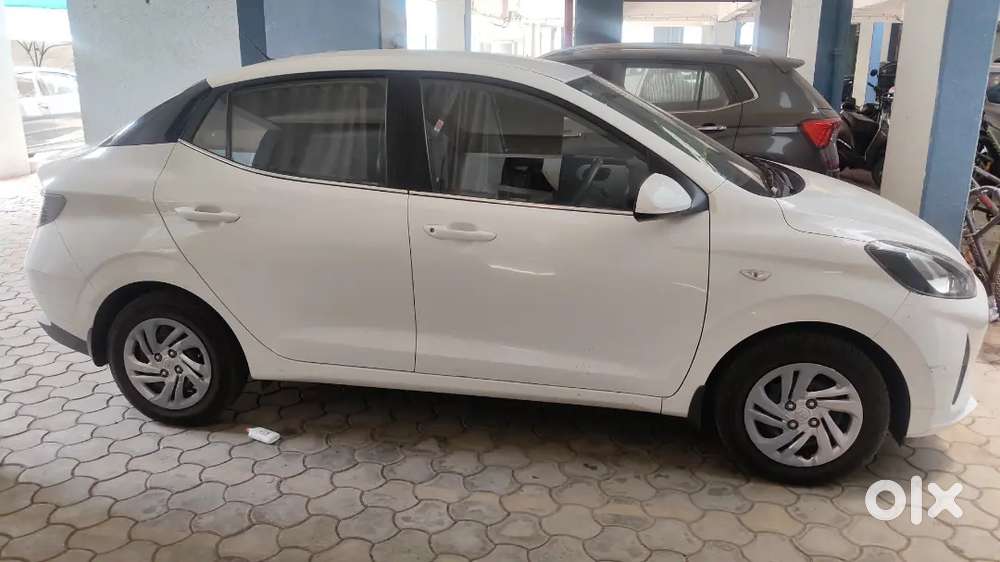 Hyundai Aura 2022 Petrol And Cng 62000 Km Driven A