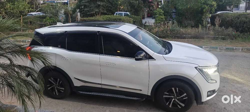 Mahindra Xuv700 2022 Diesel 13500 Km Driven