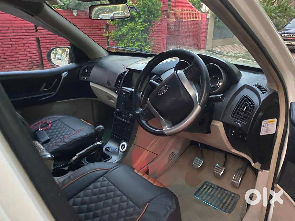 Mahindra Xuv500 2.2 W10, 2015, Diesel