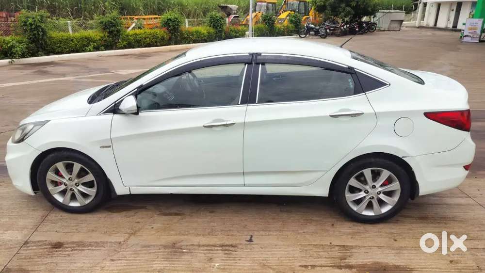 Hyundai Verna 2012 Diesel 130000 Km Driven