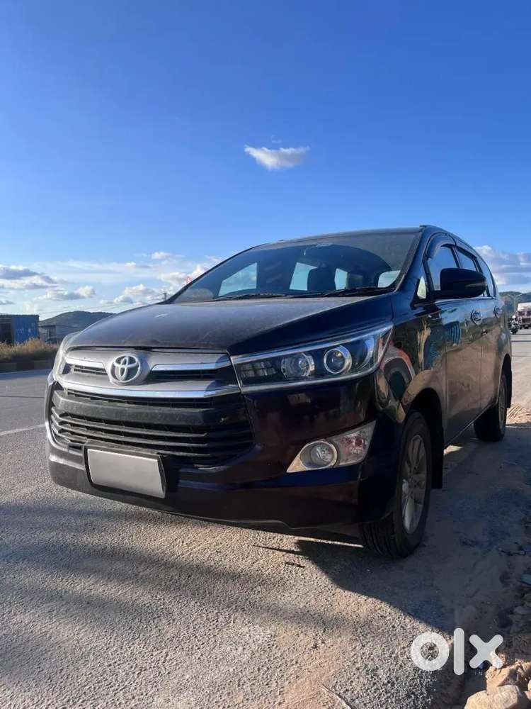 Toyota Innova Crysta V 2017 Diesel Manual &ndash; Well Maintained 7 Seate