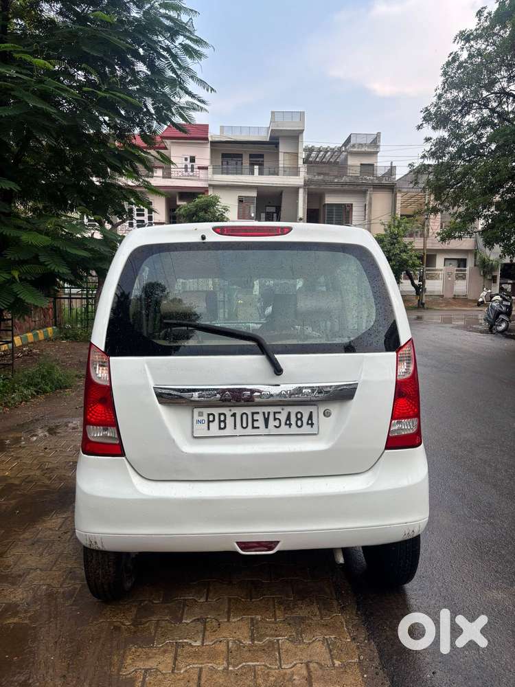 Maruti Suzuki Wagon R 1.0 Vxi (o), 2014, Petrol