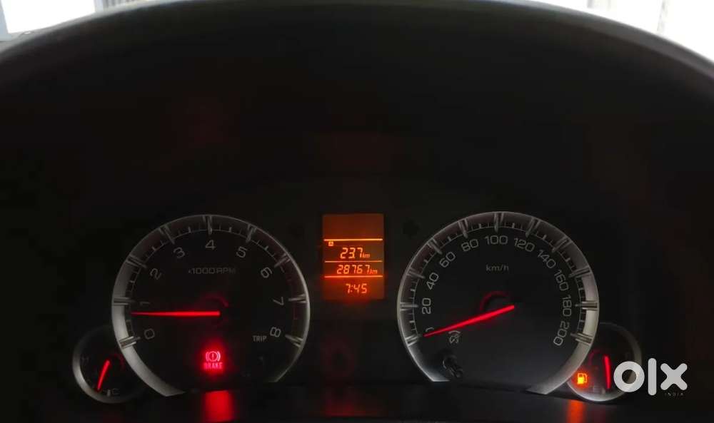 Maruti Suzuki Swift Vxi, 2015, Petrol