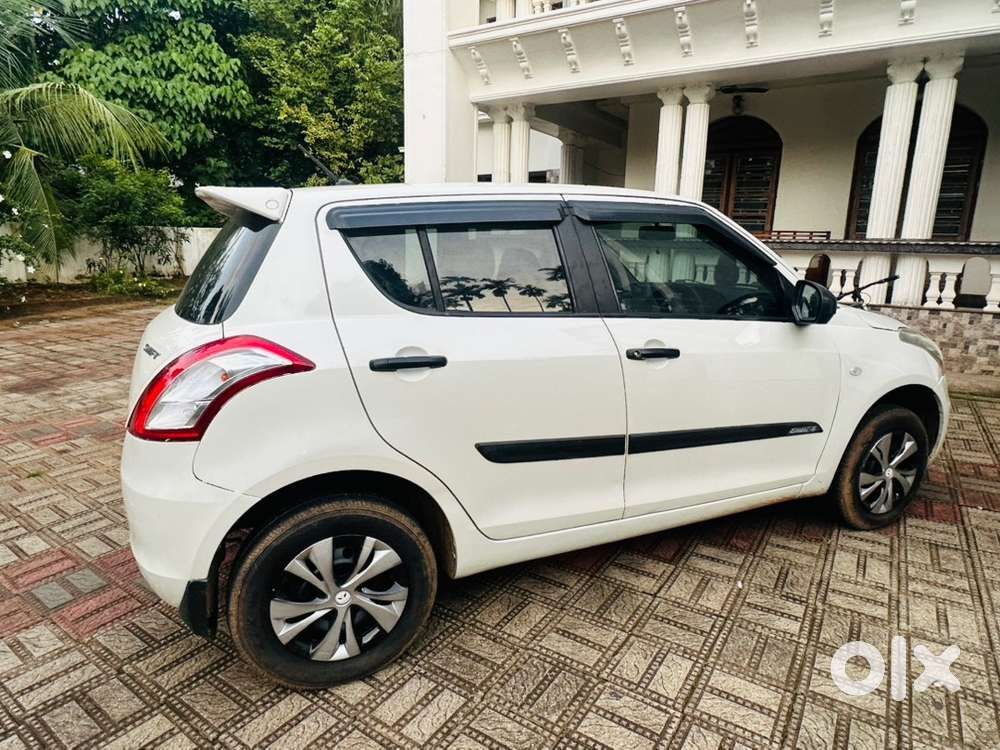 Swift Maruti Petrol 2015 Year