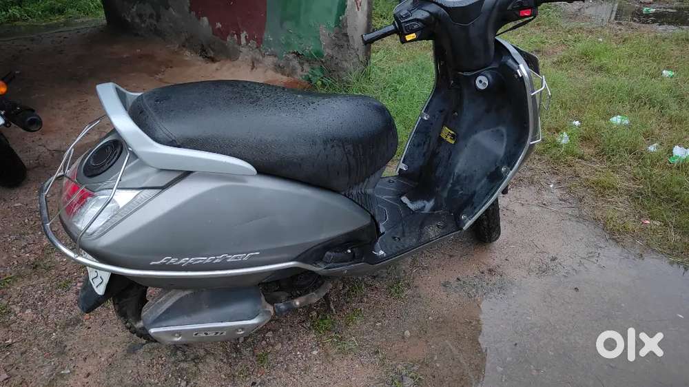 Defence Person Scooty Tvs Jupiter
