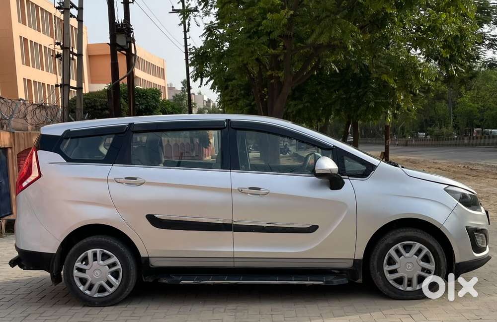 Mahindra Marazzo M2, 2019, Diesel