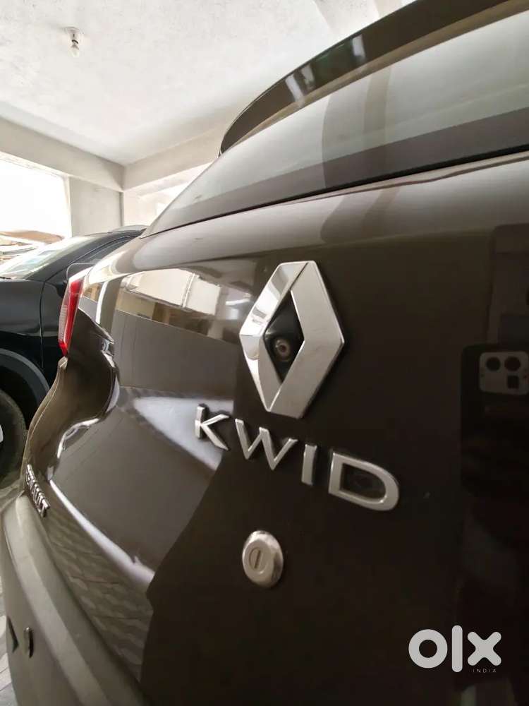 Low Mileage 2018 Renault Kwid Rxt 1.0 Automatic Petrol