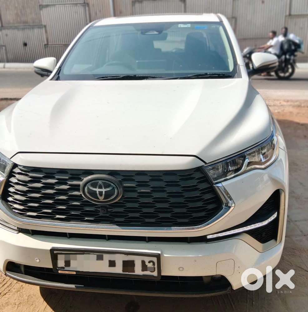 Toyota Innova Hycross 2.0 Zx Hybrid 7 Str, 2024, Electric