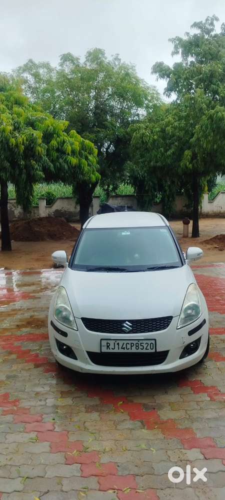 Maruti Suzuki Swift Vxi 2013