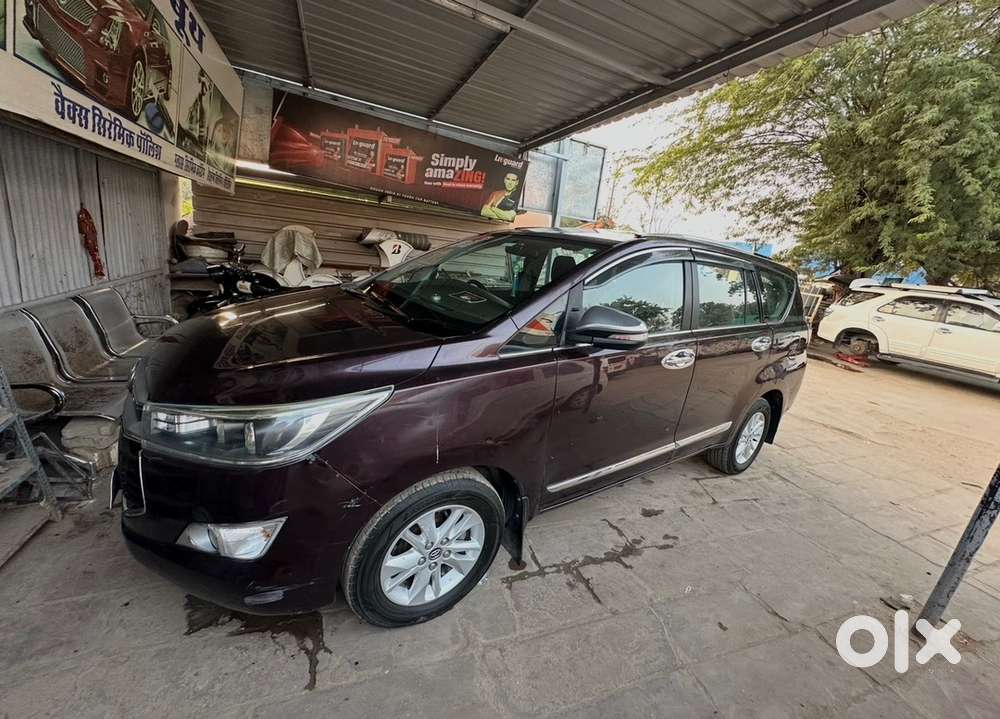 Toyota Innova Crysta 2016 Diesel Manual