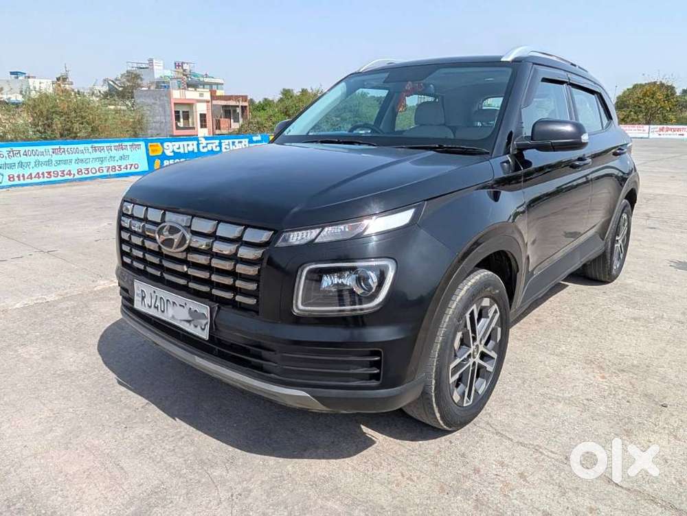 Hyundai Venue Sx (o) Mt 1.5 Diesel, 2023, Diesel