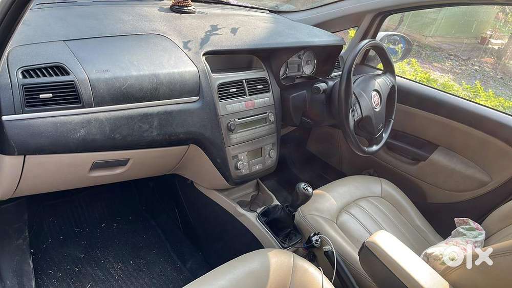 Fiat Linea 2012 Petrol 73000 Km Driven