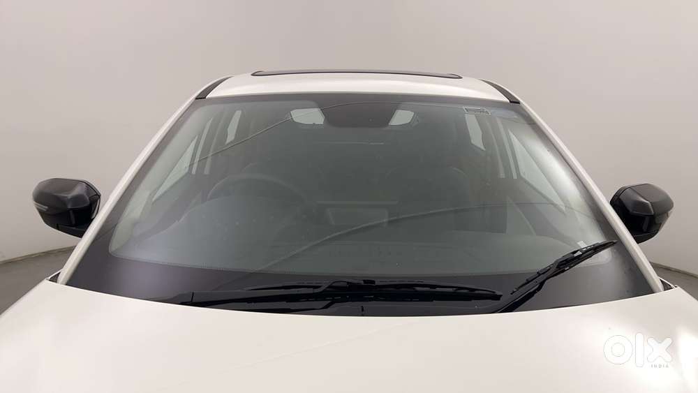 Tata Curvv Creative 1.2 Revotron Petrol 6mt, 2025, Petrol