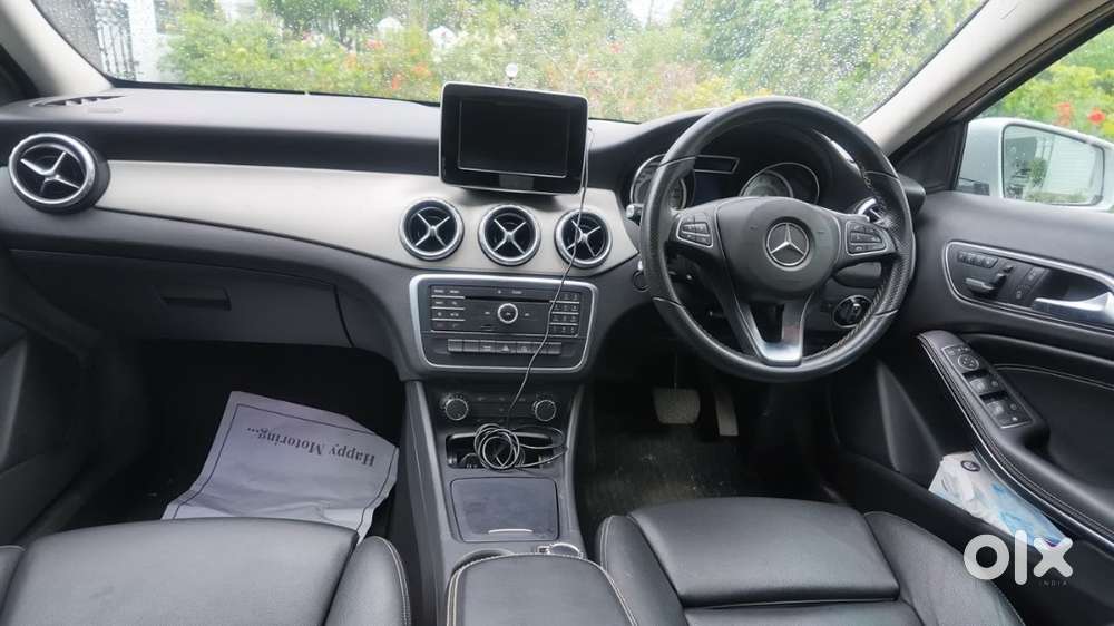 Mercedes-benz Gla 200 2016 Petrol ( Certified By Suresh Drives)