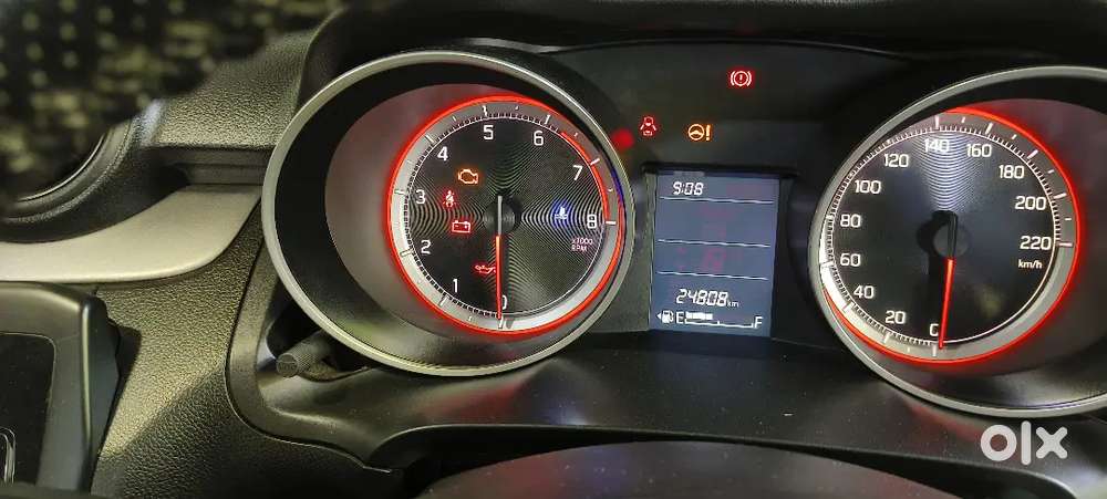 Maruti Suzuki Swift Petrol 2021