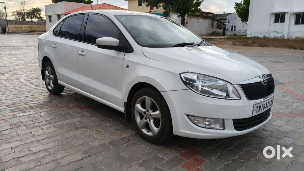 Skoda Rapid 1.5 Tdi Ambition Plus, 2015, Diesel