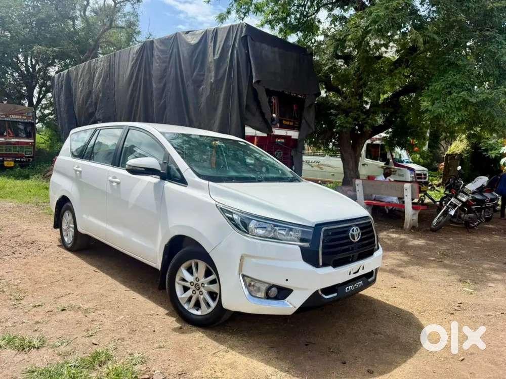 Toyota Innova Crysta 2019