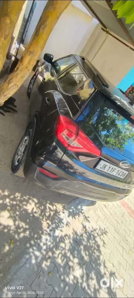 Xuv 300 W6 Diesel Sunroof
