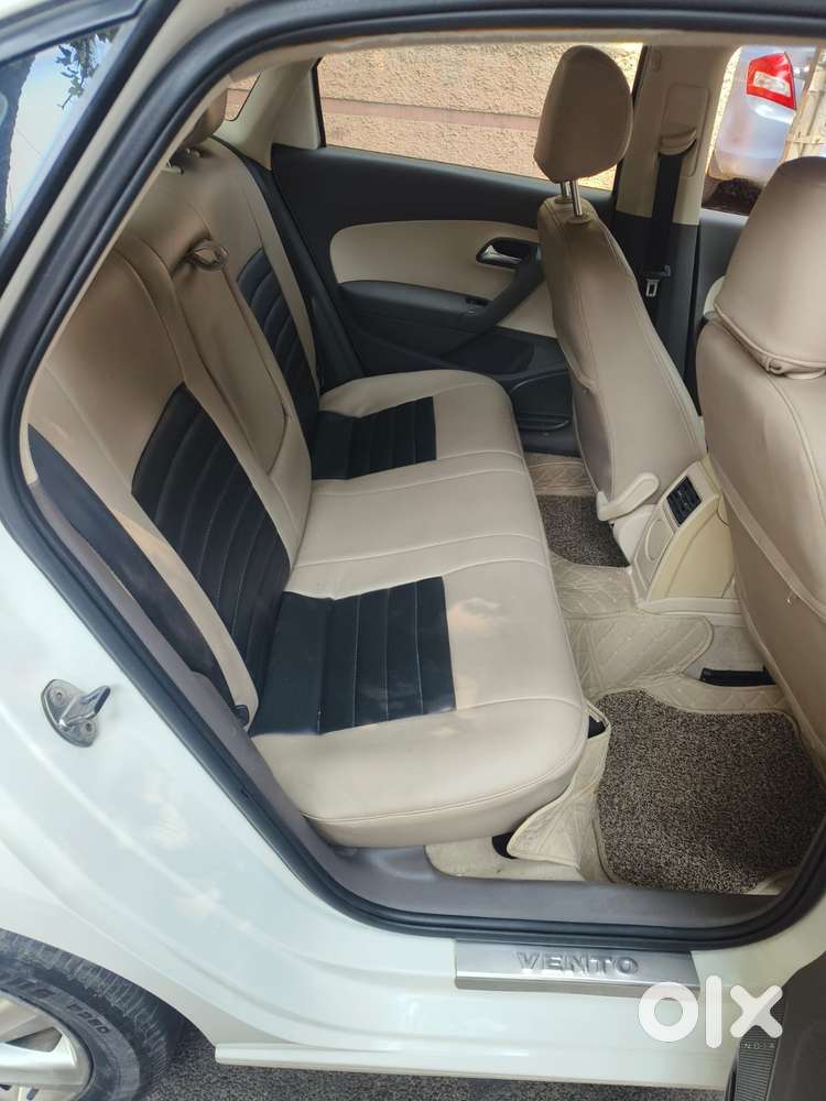 Volkswagen Vento 2010-2013 Petrol Highline, 2011, Petrol