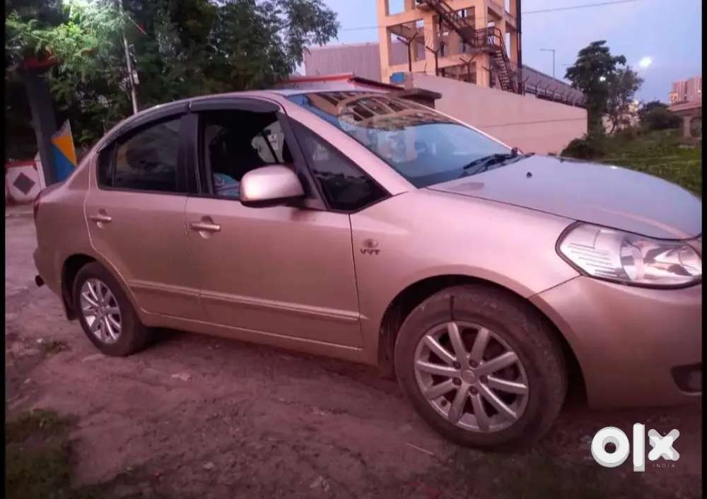 Maruti Suzuki Sx4 2012 Petrol Top Model Well Maintained. Urgent Sale