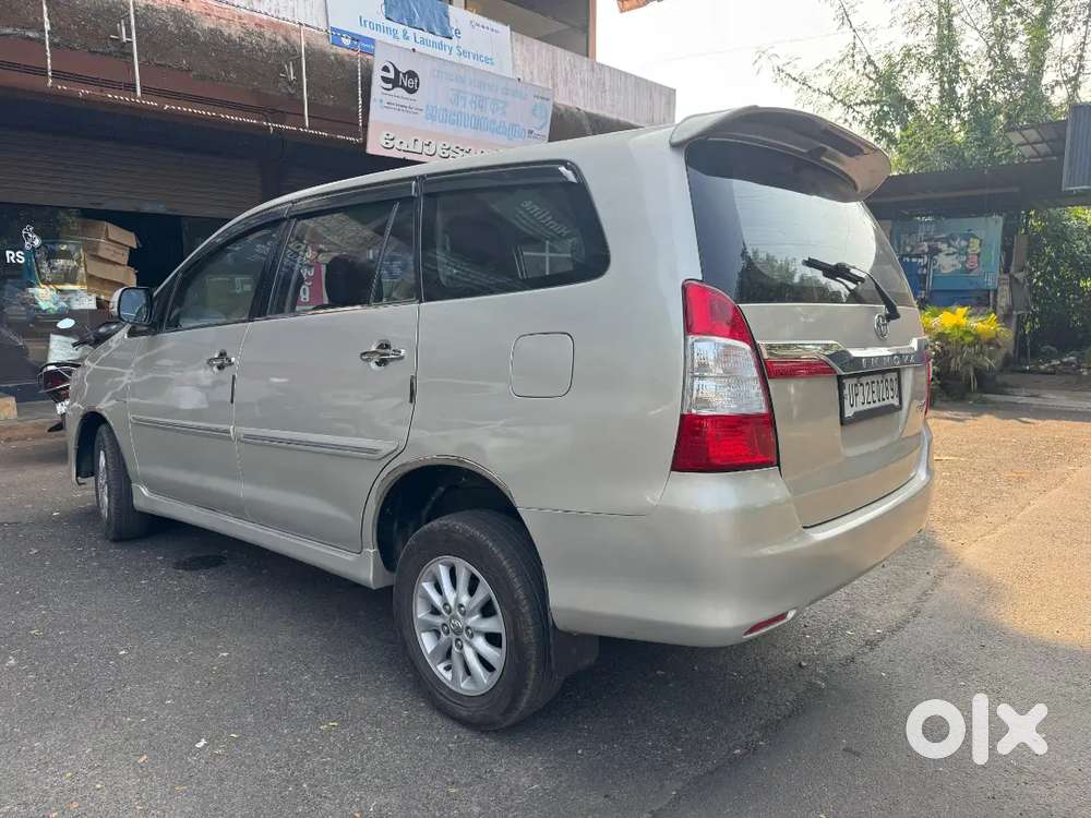 Toyota Innova 2012 Diesel Well Maintained