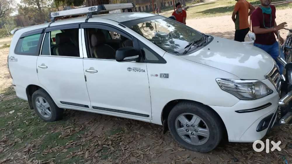 Toyota Innova 2009 Diesel 120000 Km Driven