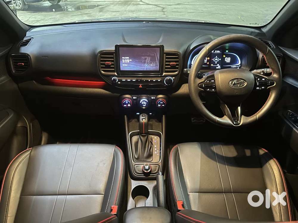 Hyundai Venue N Line N8 Dct Dual Tone, 2023, Petrol
