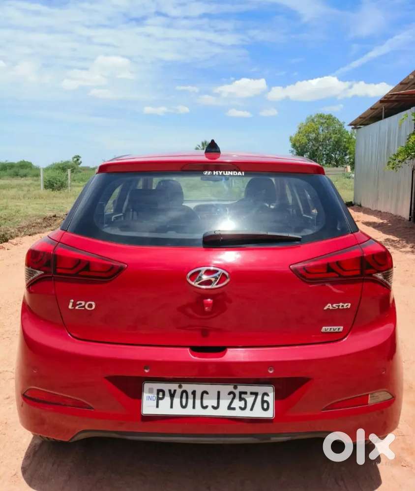 Hyundai I20 Asta 2015 Company Service