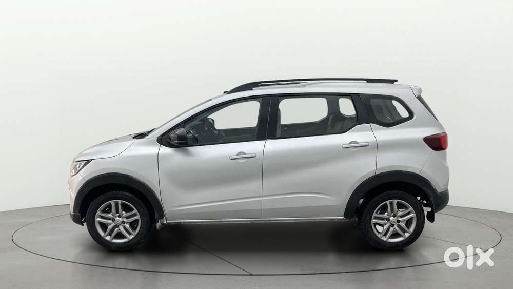 Renault Triber Rxz Easy-r Amt, 2022, Petrol