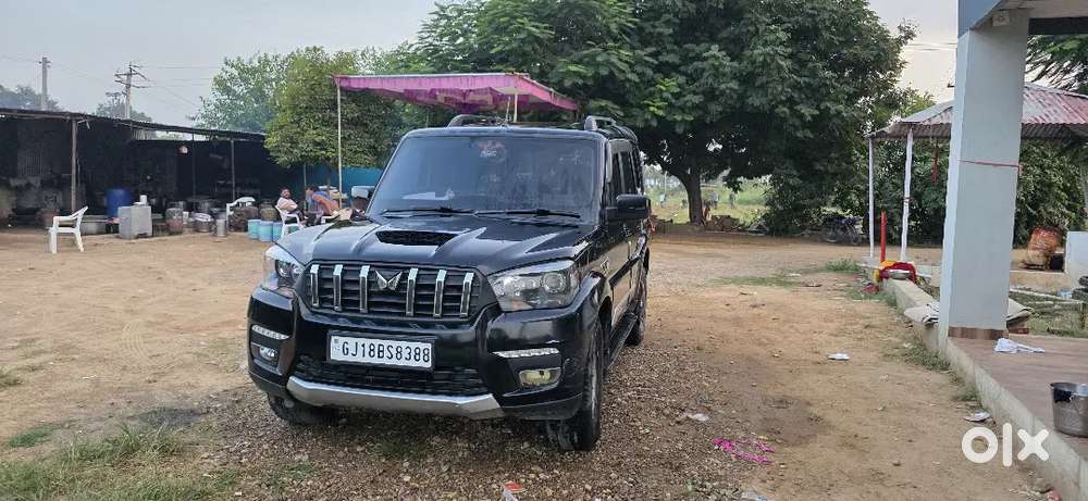 Mahindra Scorpio Classic 2023