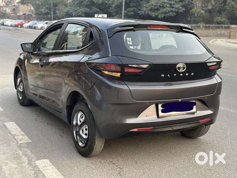 Tata Altroz 1.2 Xe, 2021, Petrol
