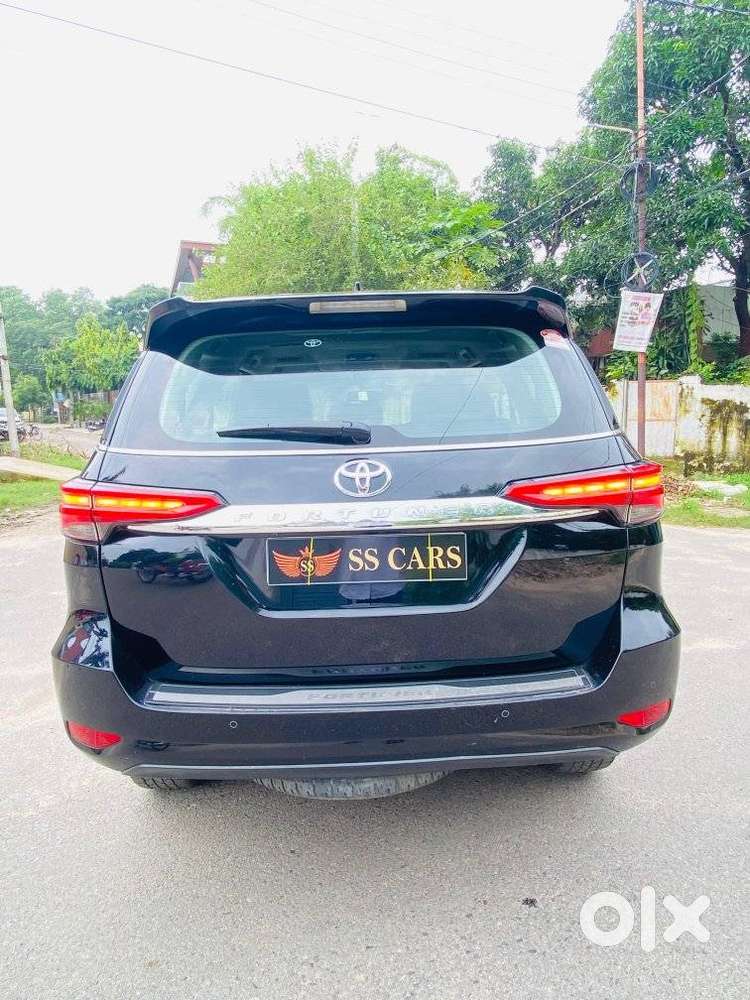 Toyota Fortuner 4x2 At 2.8 Diesel, 2021, Diesel